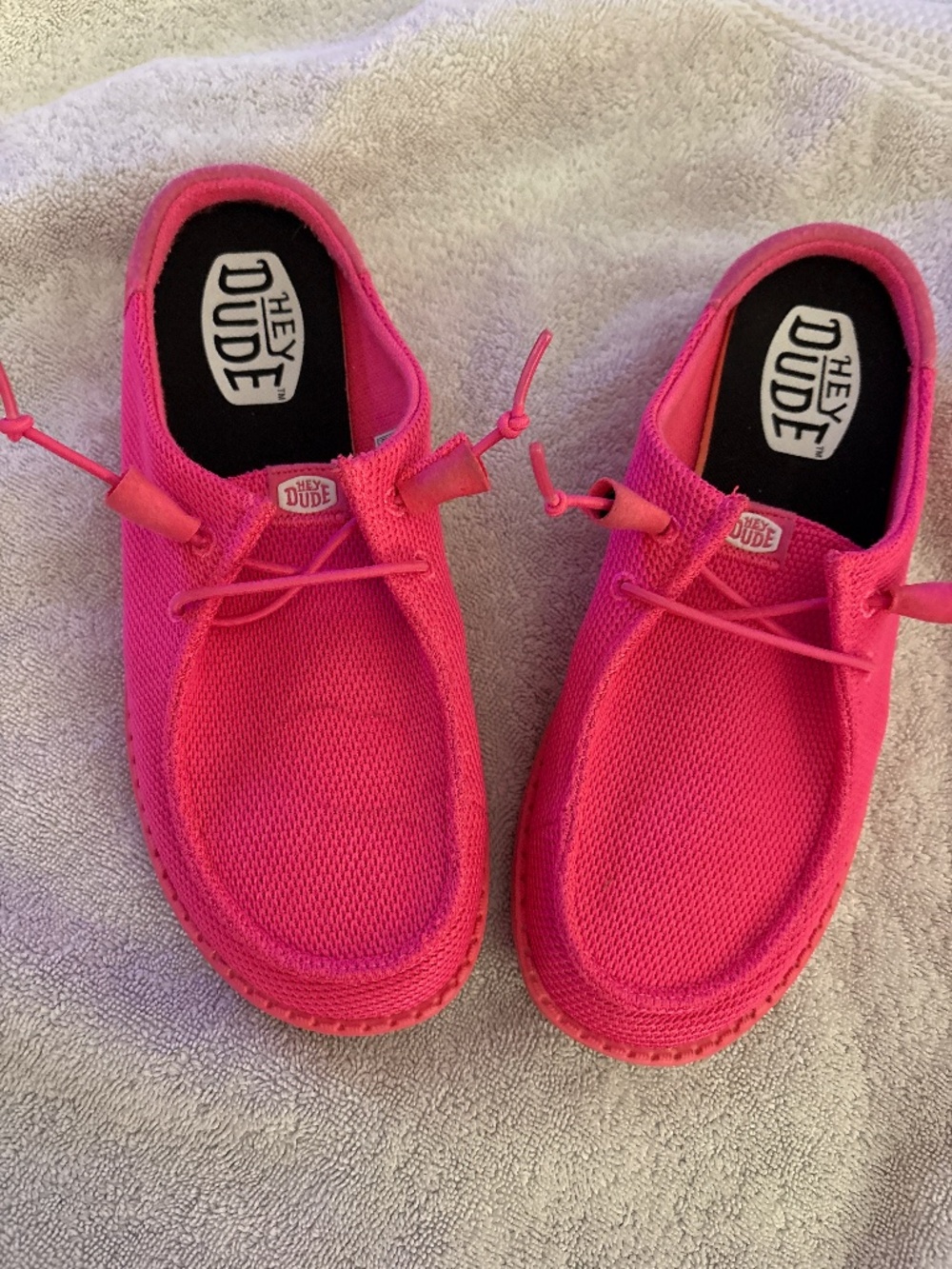 Hey Dude Size 8 Womens Hot Pink Good Shape